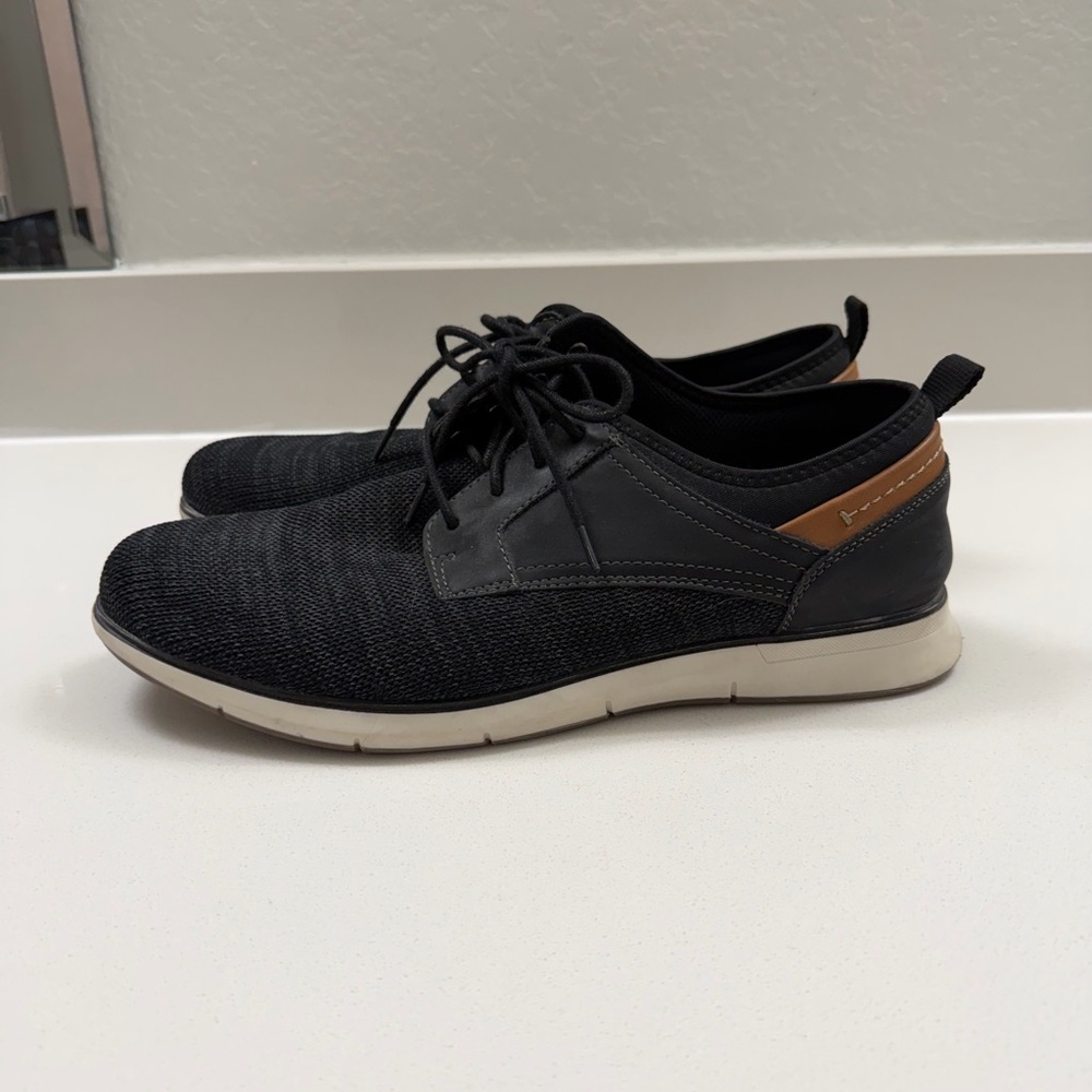 Sonoma Black and Tan Men's Shoes